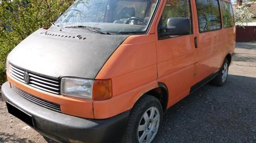 Dezmembrez VW Transporter