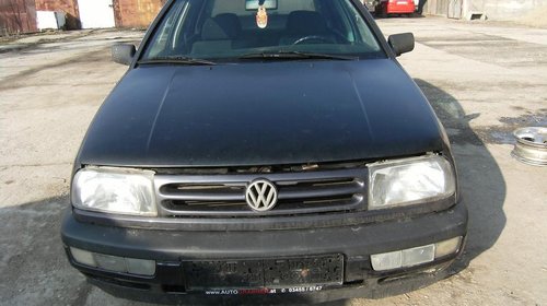 Dezmembrez VW VENTO din 1993 (1.9 TD) (55 kw)