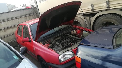 Dezmembrez VW Vento motor 1.9 tdi an 1997