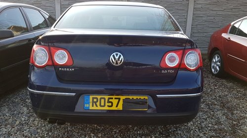 Dezmembrez WV Passat, an 2007, motor 2.0 diesel.