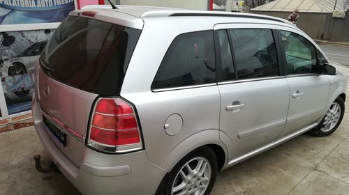 Dezmembrez Zafira B 1.9 CDTI Automata