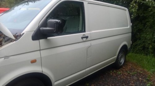 Dezmembrez vw T5 2,5 tdi