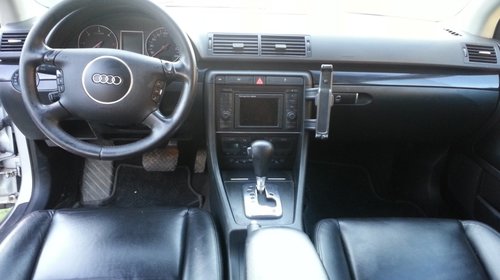 Dezmenbrez audi a4 b6 2.5 tdi