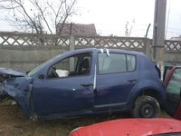 Dezmembrez Dacia Sandero