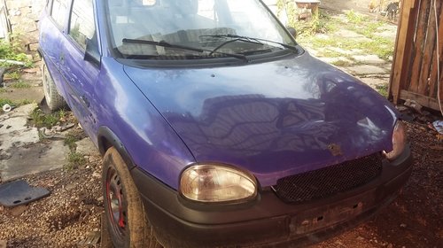 Dezmembrez opel corsa b 1.4 benzina trimit co