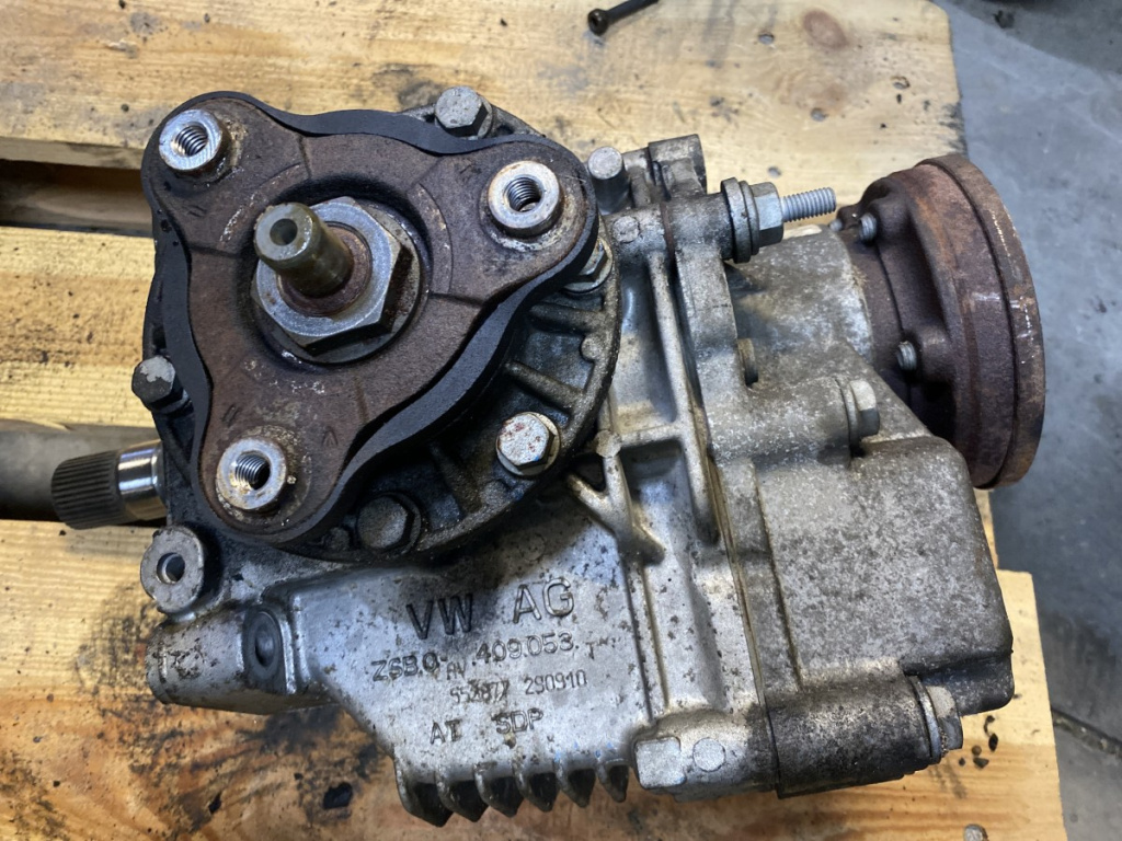 Diferential fata VW Passat B6 R-Line 2.0 TDI CBBB, 4x4, Automat DSG combi 2010 (ZSB0409053)
