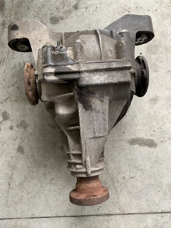 Diferential spate Audi Q7 4L 3.0 TDI BUG