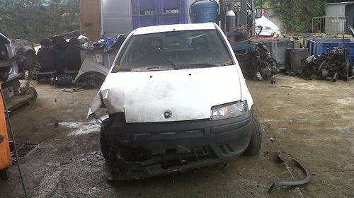 Din dezmembrari piese Fiat Punto 1.9 jtd 2003