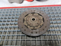 Disc ambreiaj Volkswagen Golf 038141032 R