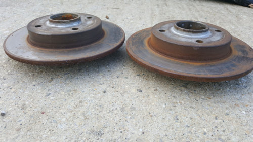 Disc frana spate cu rulment Peugeot 308 hatchback