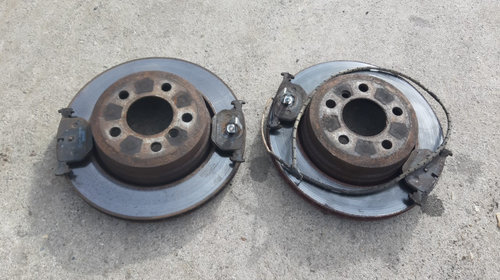 Discuri frana spate cu placute BMW X3 E83 2.0