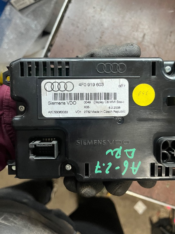 Display bord audi A6 C6 4F cod :4F091960
