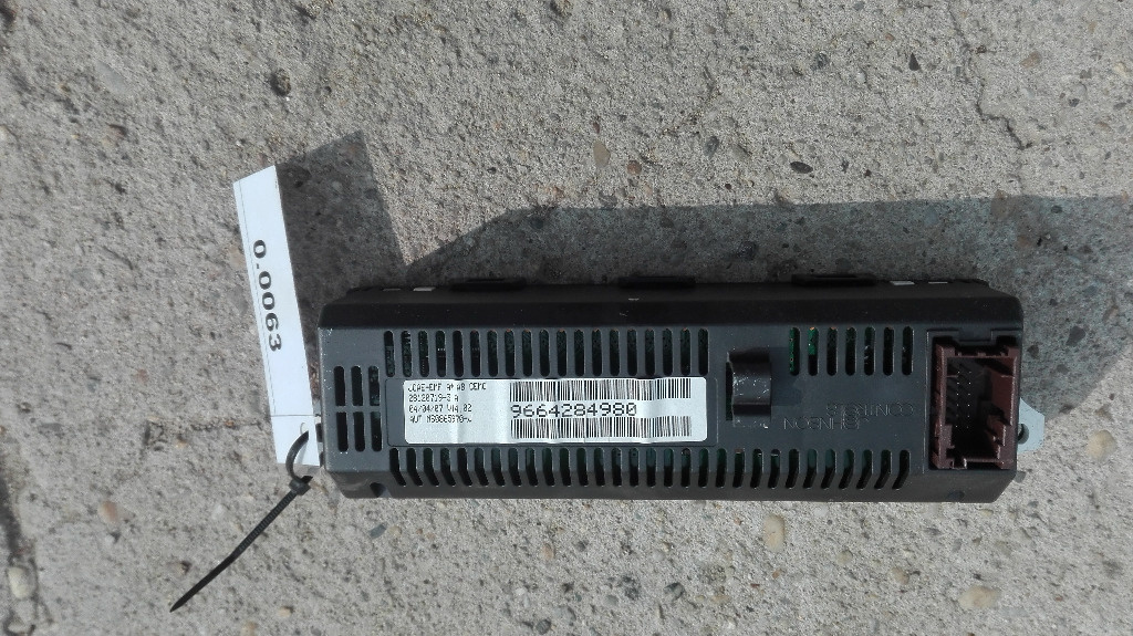 Display bord Citroen C5 II cod : 9664284