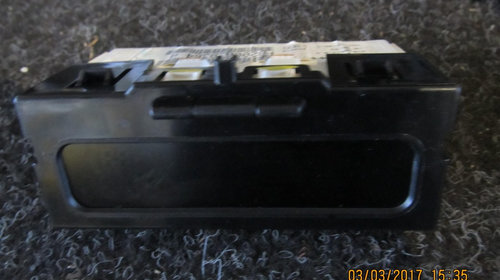 DISPLAY CENTRAL BORD RENAULT CLIO 2001 OEM:8200028364A.