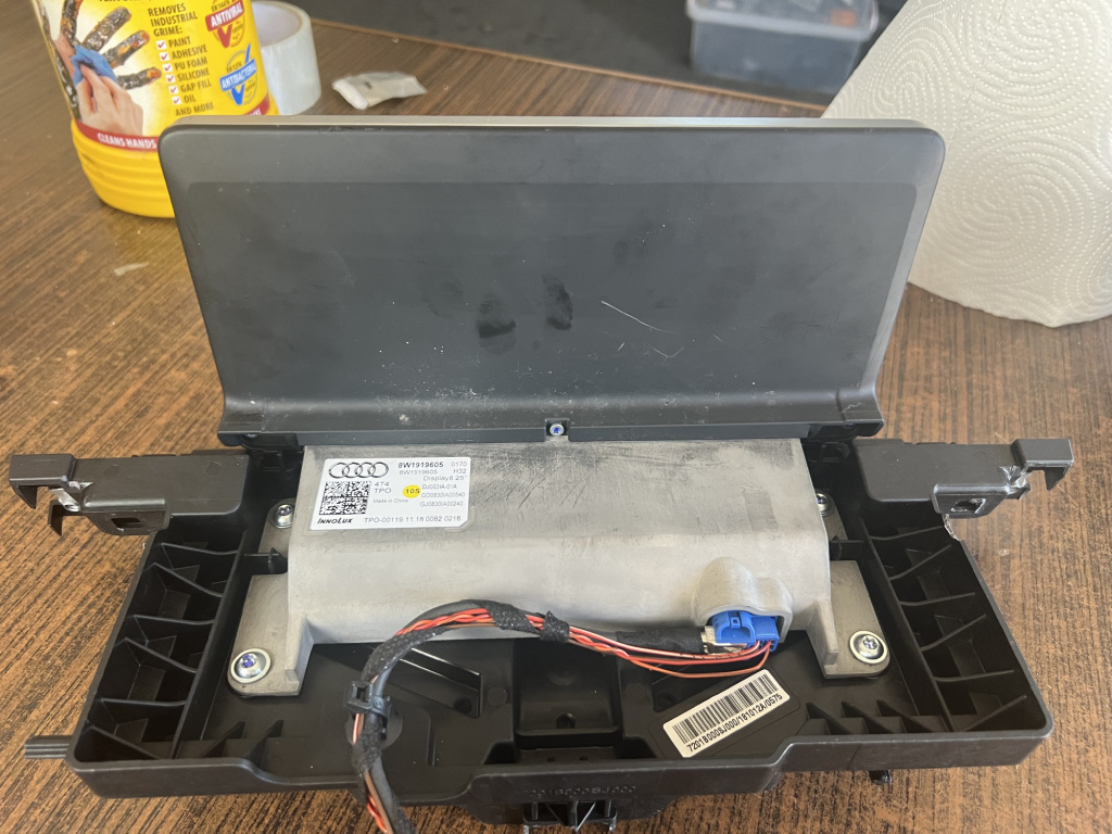 Display cod 8w1919605 Audi A4 B9 cod intern GER / STO Audi A4 an 2019 cod piesa 8w1919605 cod intern GER / STO