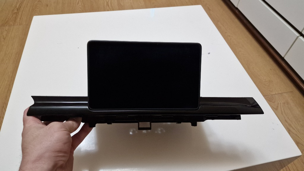 Display InnoLux A4 B9 A5 F5 8W cod 8W1919604 8W1.919.604
