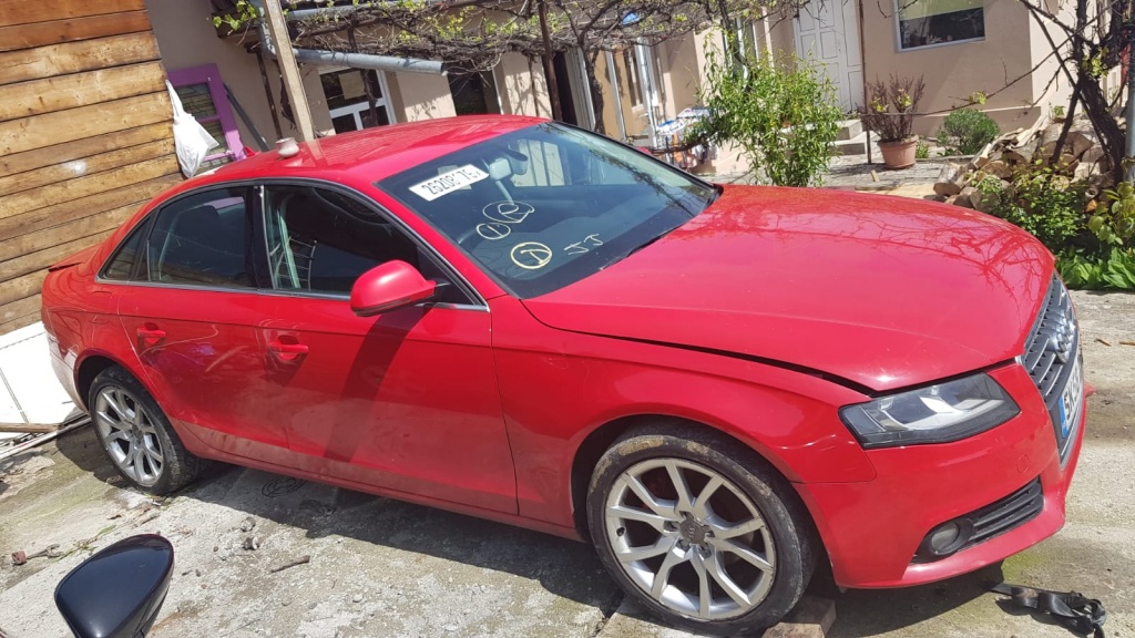 Display MMI Audi A4 B8 2.0tdi 143cp 2009 cod motor CAGA