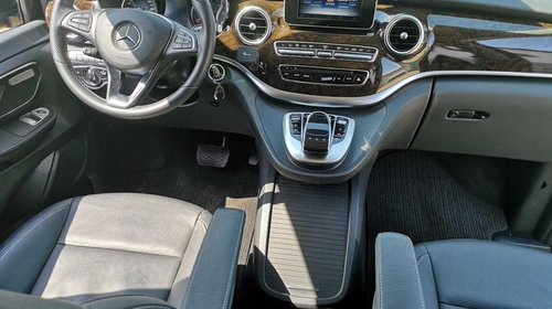 Display navigatie mercedes v class w447 viano 2019