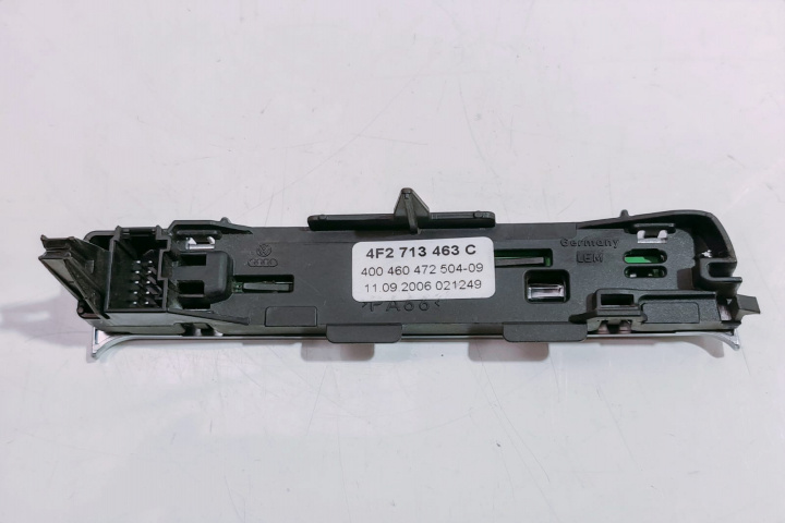Display schimbator 4F2713463C Audi A6 4F