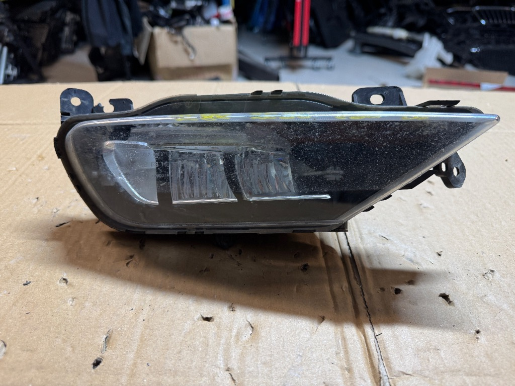 DRL / proiector dreapta Volvo XC60 XC90 S90 V90 2017/2018/2019/2020/2021/2022/2023