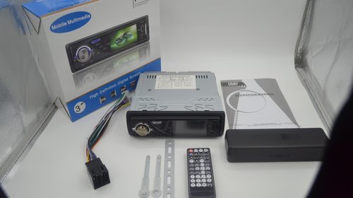 Dvd Player Auto 1DIN Universal Ecran 3'' Fata Detasabila USB SD DIVX 2 Iesiri Video Model P-300