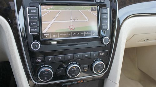 Dvd VW Harta Navigatie Volkswagen Touareg Tiguan 2018