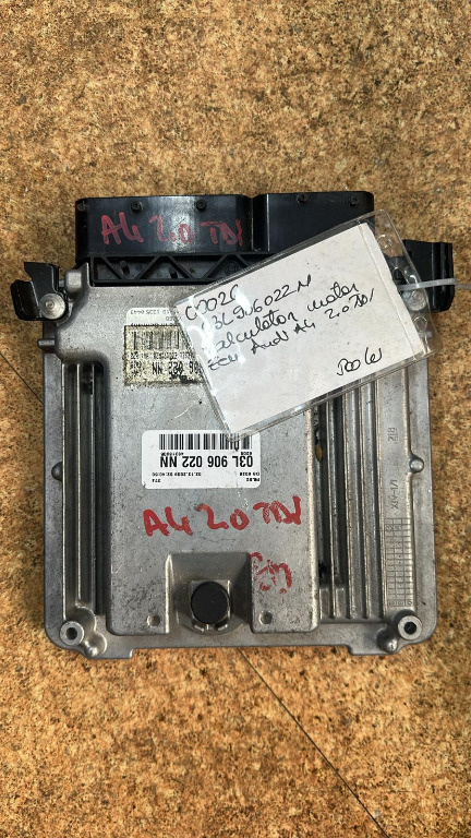 ECU CALCULATOR MOTOR AUDI A4 2,0 TDI 03L906022N 00026 1C/L13