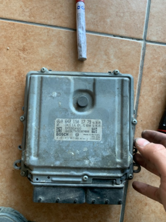 ECU Calculator motor Mercedes M-CLASS ML 164 3.0 cdi cod: A6421501779