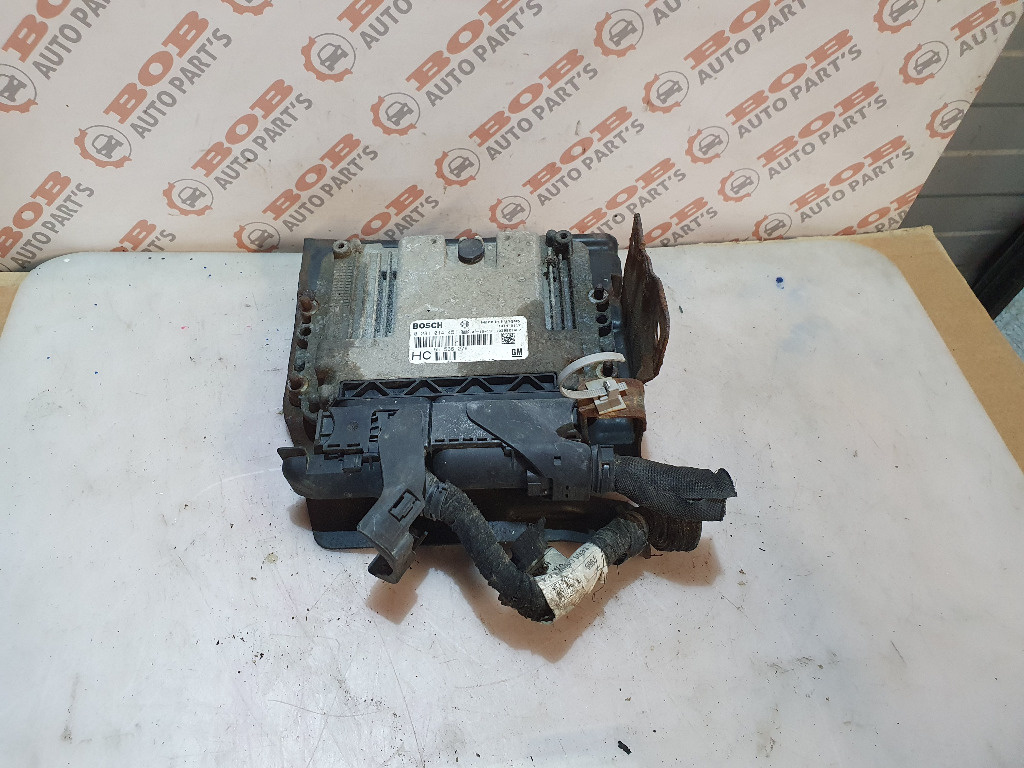 ECU CALCULATOR MOTOR OPEL ASTRA H 1.9 CDTI 02810014451 0190 1C/L20