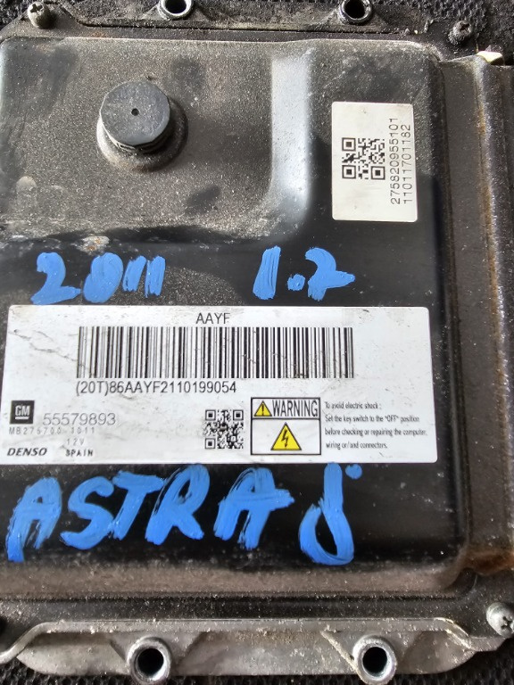 Ecu calculator motor Opel Astra j 1.7 cdti Cod 55579893