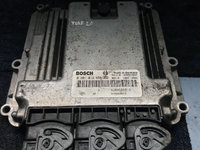 ECU calculator motor Renault Trafic 8200666516 2.0dci