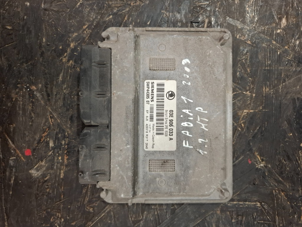 ECU Calculator motor Skoda Fabia 1.2HTP 03E906033A - imagine 1
