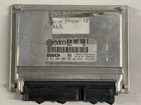 ECU / Calculator Motor VW Passat 1.8B 0261204805 / 8D0907558E