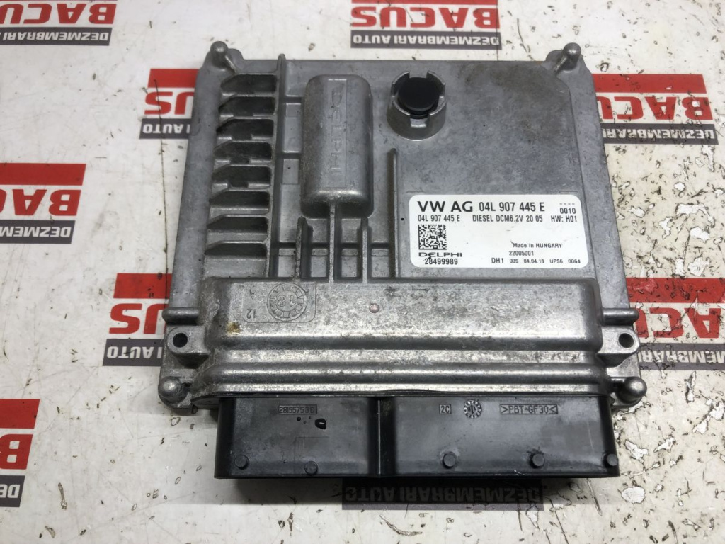 ECU / Caluclator Motor Skoda Octavia 3 1.6 TDI Cod : 04L907445E / 04L 907 445 E