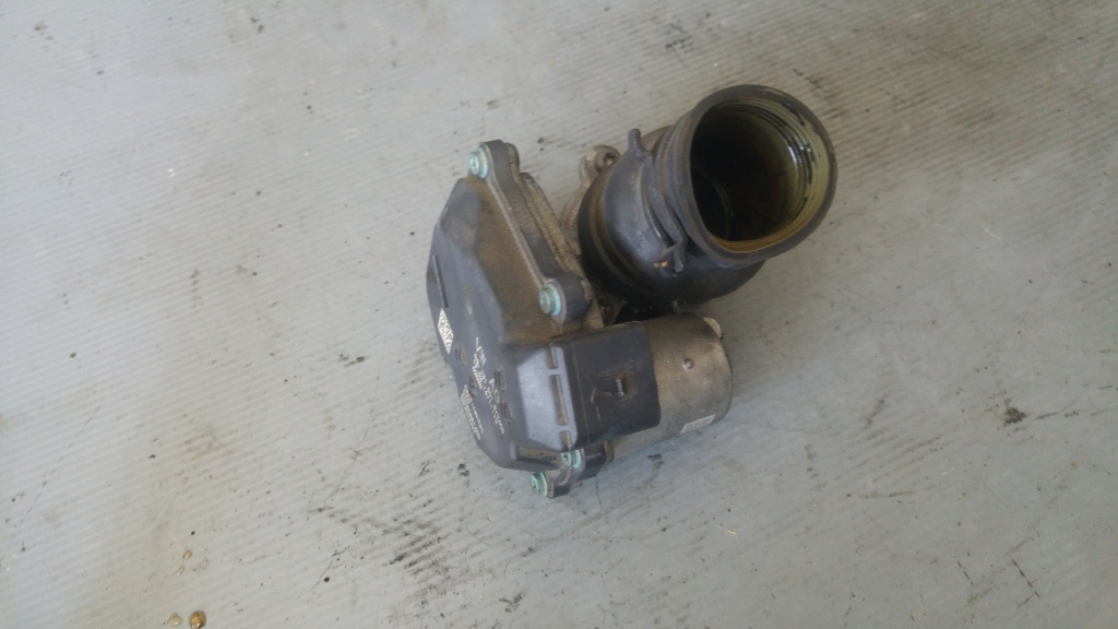 Egr a4 b8 b9 a5 a6 4g c7 q5 2.0 tdi 04l1