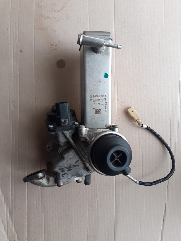 EGR Audi A6 A7 4G0 3.0 TDI CRT COD 059 131 511 AJ NR.3192