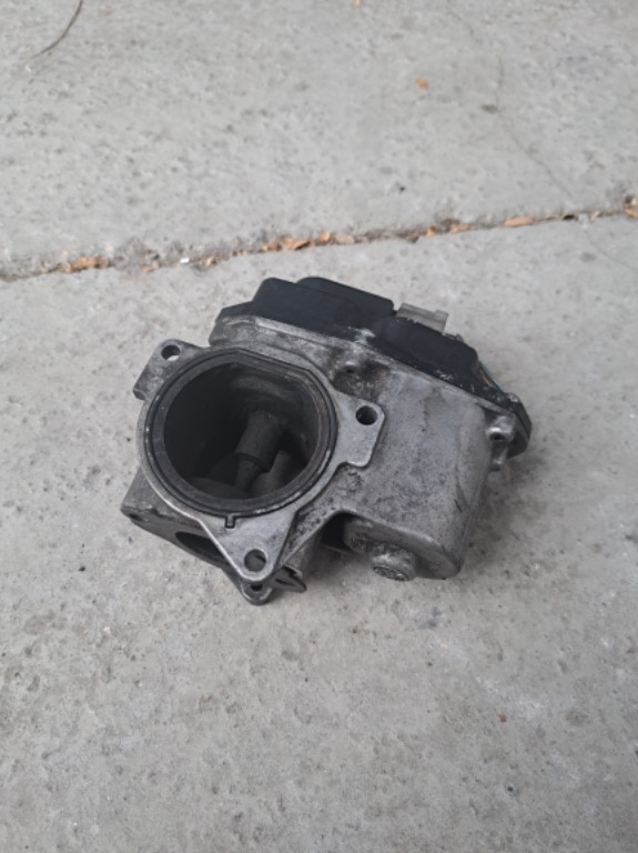 EGR VW Passat B6 2.0 TDI cod 03L131501E 