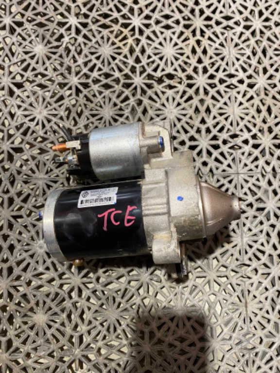 Electromotor 0.9 TCE Dacia Logan an 2014 - 2018 cod 233000779R