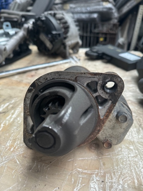 -Electromotor-13 Dinti -Opel corsa c -1.7 cdti 2000-2006 -cod 8973860620