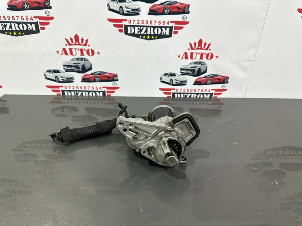 Electromotor 233000557R RENAULT Captur (