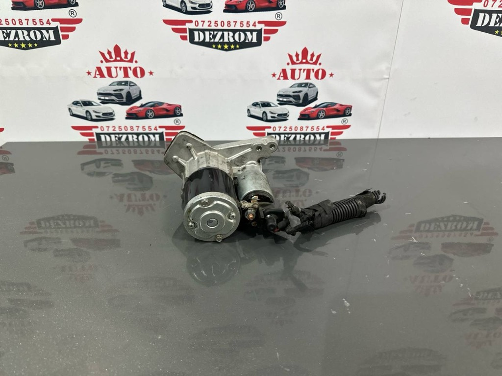 Electromotor 233000557R RENAULT Captur (