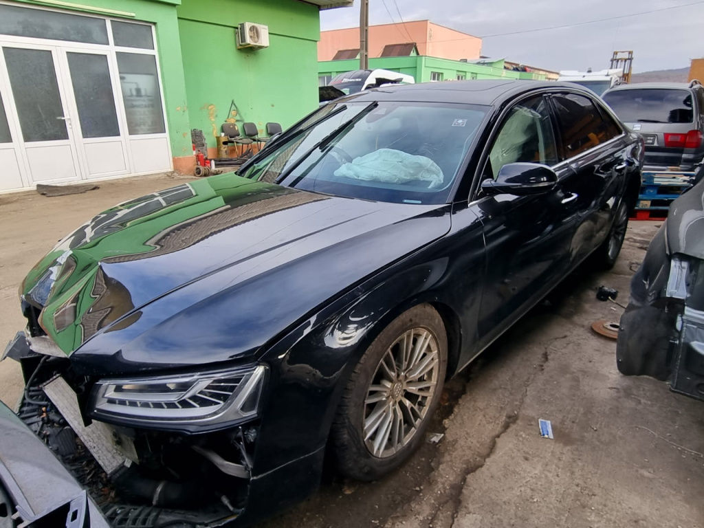 Electromotor 3.0 tdi ctdb 059911024p Aud