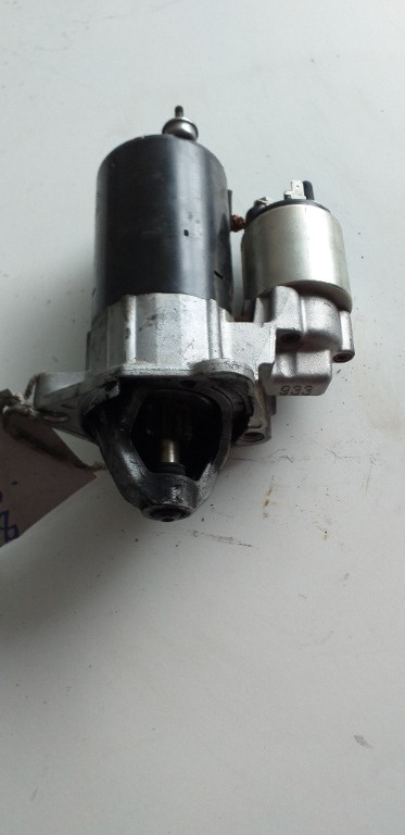 Electromotor Audi A4 1.6 B, cod. 0 986 016 330, 0 001 107 068, an fabricatie 1998