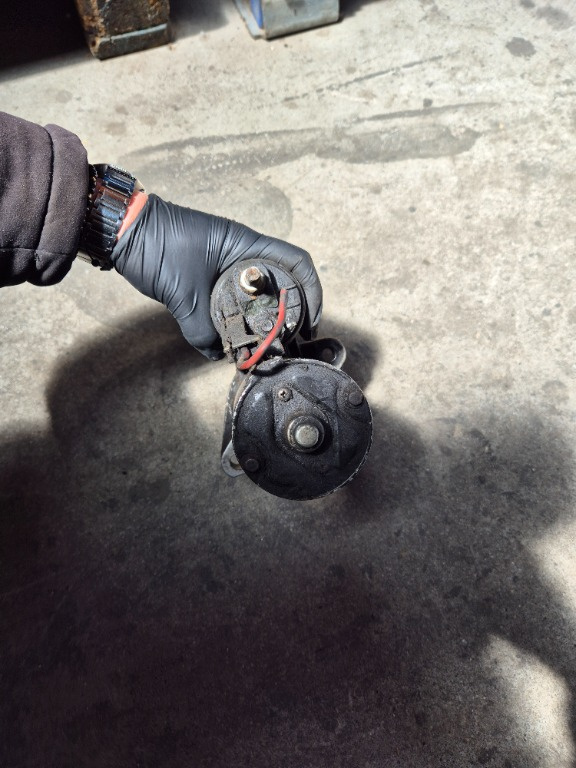 Electromotor Audi A4 A6 A8 motor 2.4 / 2