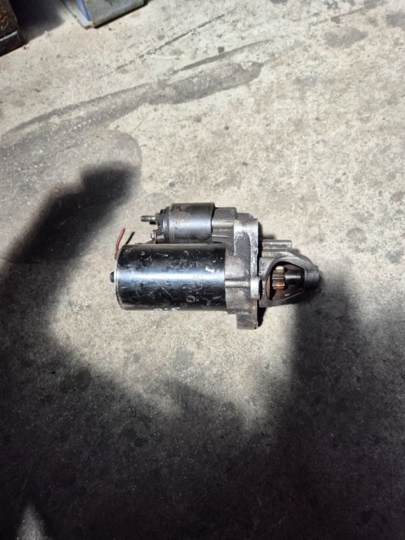 Electromotor Audi A4 A6 A8 motor 2.4 / 2