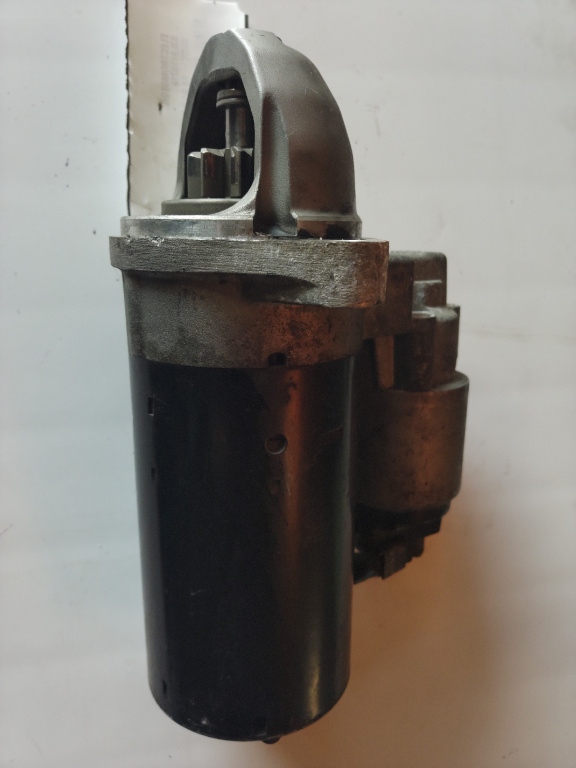 Electromotor Audi A4 B8 2.0 Tdi an 2014 CJCC cod piesa 03L911021e