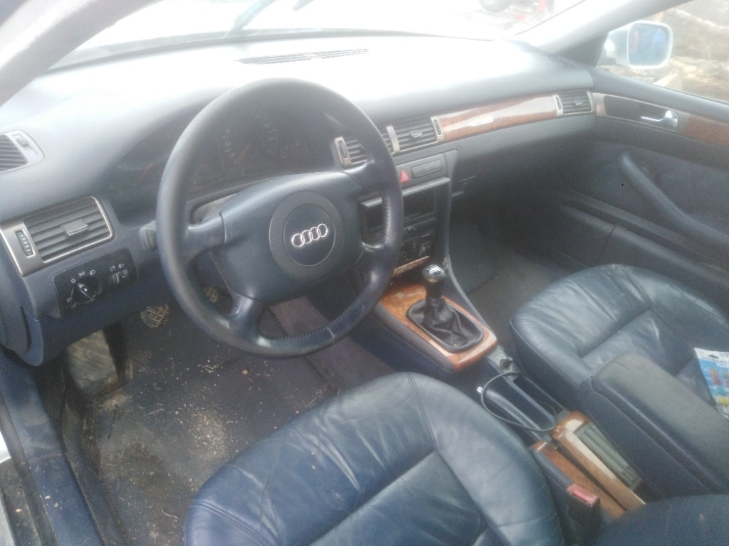 Electromotor Audi A6 C5 2000 Combi 2.5 T
