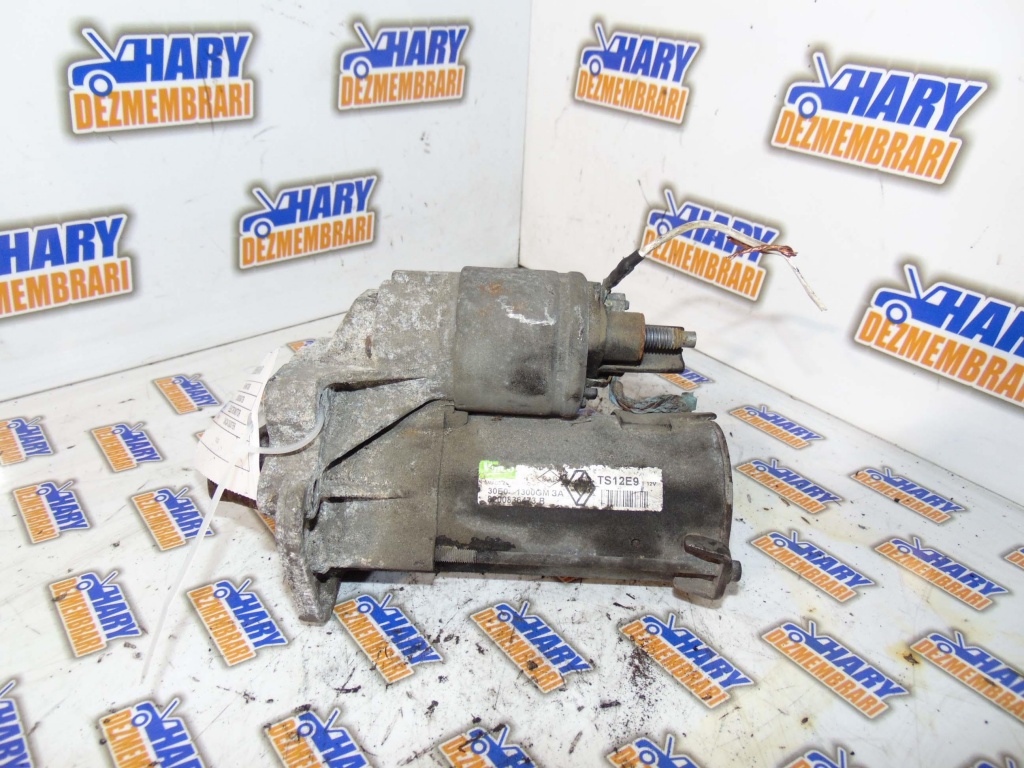 Electromotor avand codul original 8200836473B, pentru Dacia Duster