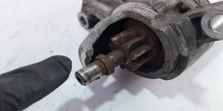 Electromotor Cod: 059911021C Are defect 