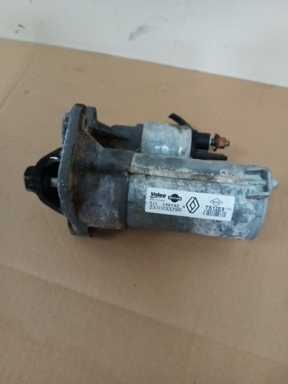 Electromotor Dacia Duster 1.5 DCI cod: 233003329R model 2012